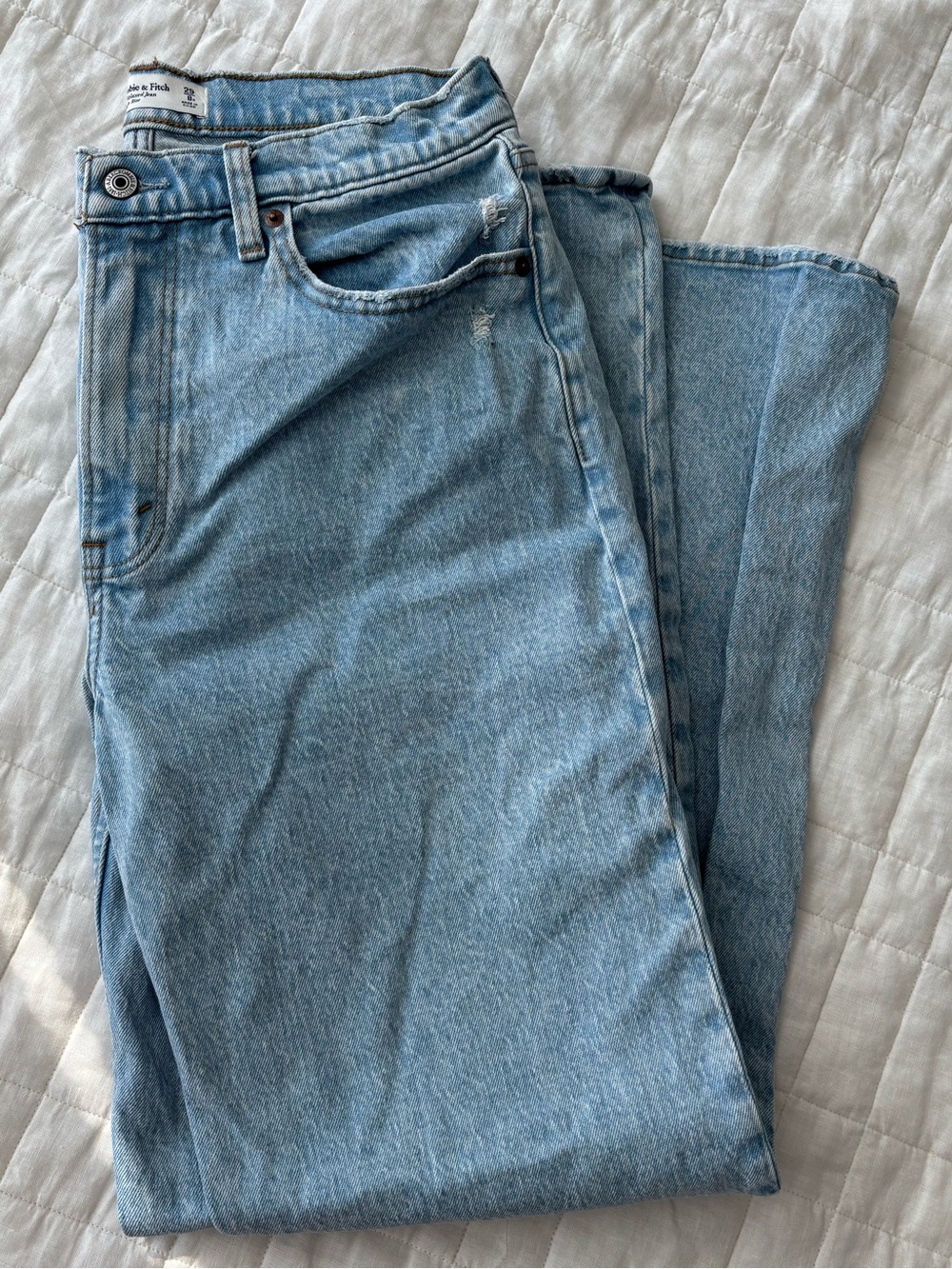 Abercrombie High Rise 90s Relaxed Jeans